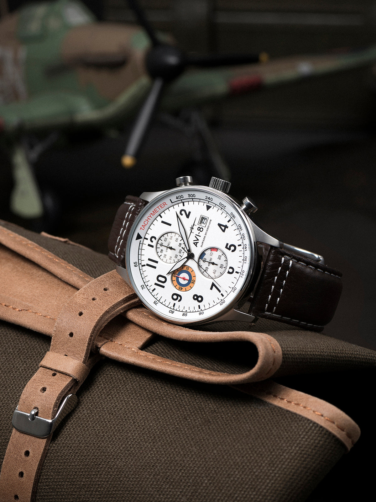 CLASSIC WHITE CLASSIC CHRONOGRAPH 5