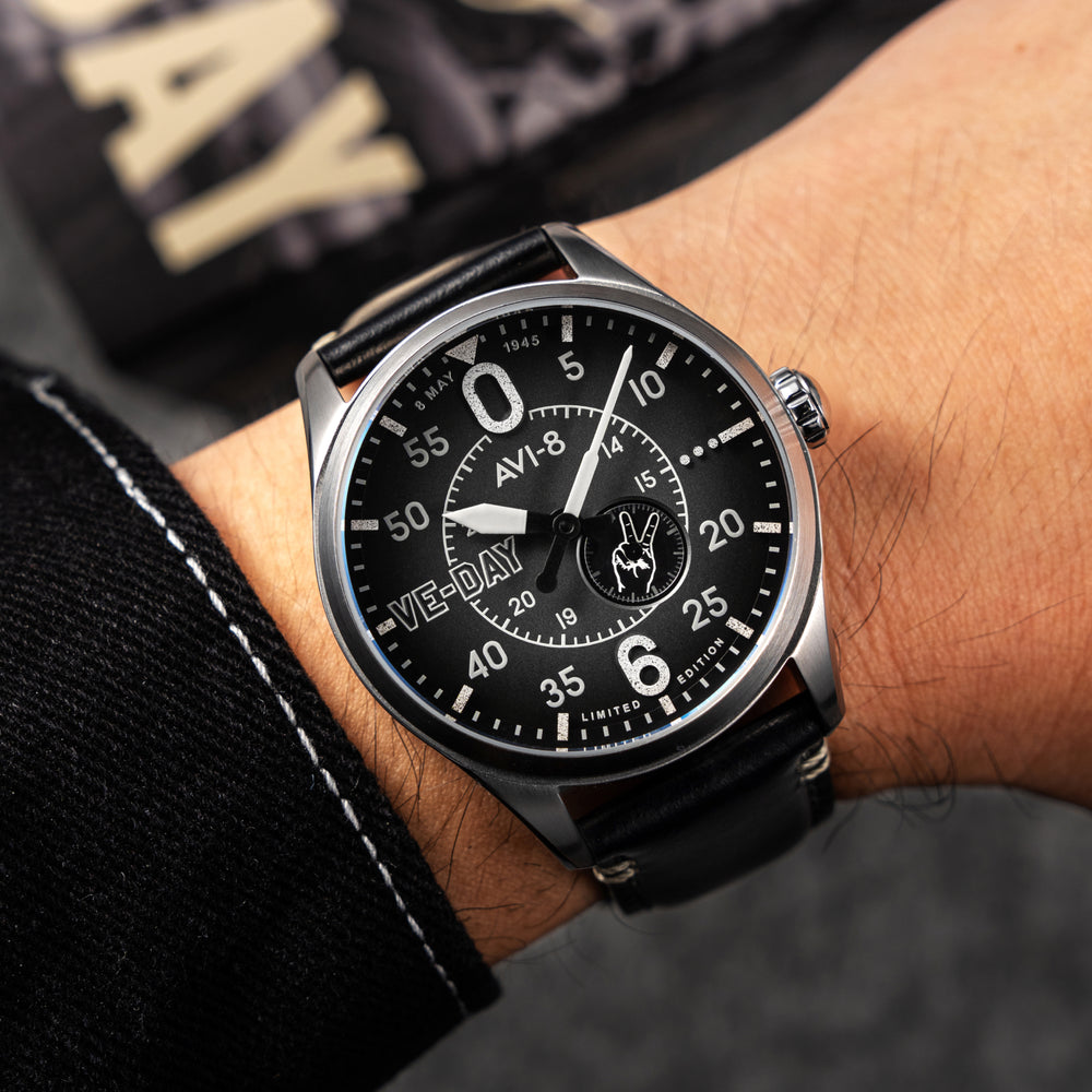 Valour Midnight | Spitfire Type 300 Automatic VE-Day 80th Limited