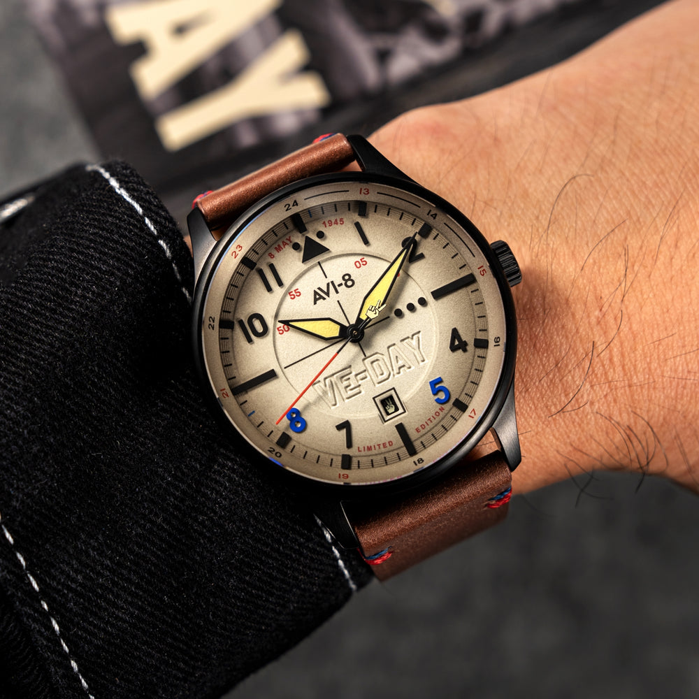 Vanguard Beige | Hawker Hurricane Kent Automatic VE-Day 80th