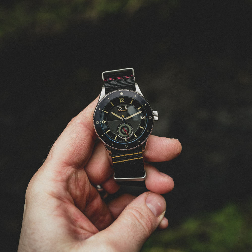 Raven Black | Flyboy Airmaster Sector Meca-quartz – AVI-8