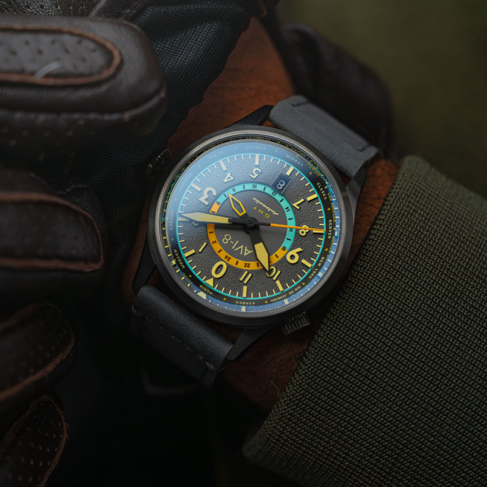 Tropical Grey | Flyboy Wingman Worldtimer GMT Automatic – AVI-8